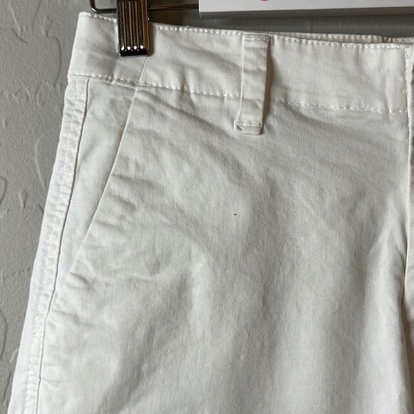 GAP white city shorts 5“ inseam front & back pockets belt loops mid rise size 00 - Picture 2 of 14